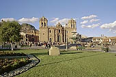 Cusco, Plaza de Armas (Main Square)    the Cathedral